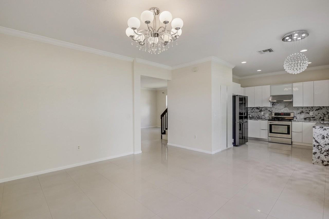 10208 White Water Lily Way - Photo 7 of 38