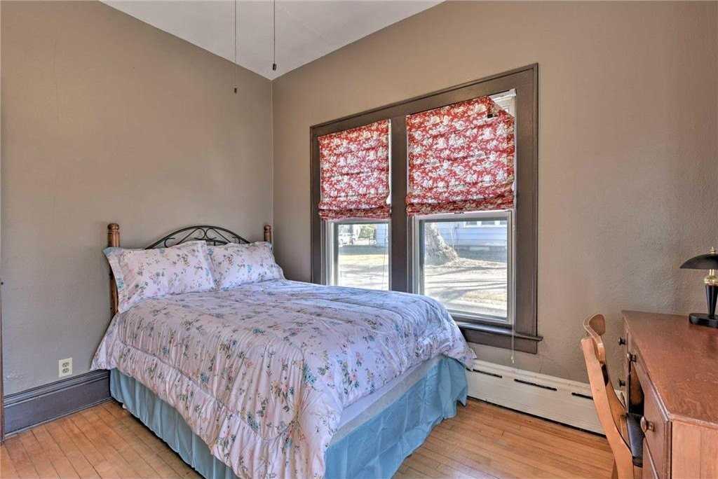 108 2nd St S - Photo 6 of 11