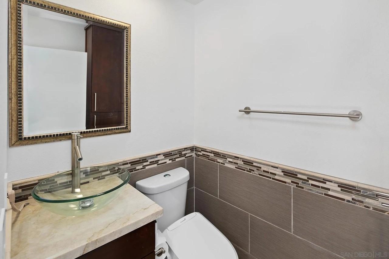 706 Kettner Blvd - Photo 6 of 19