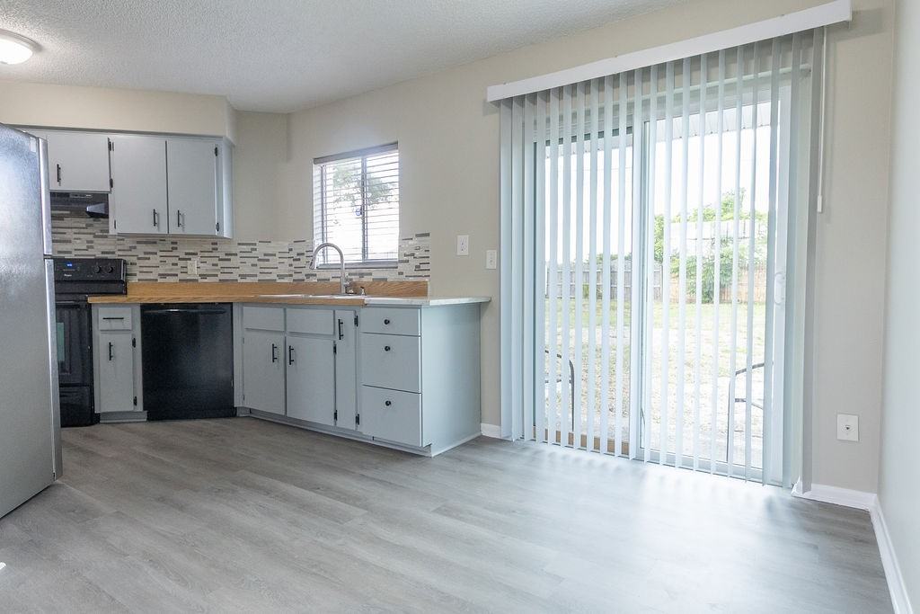 3100 Mandeville St #1 - Photo 4 of 12