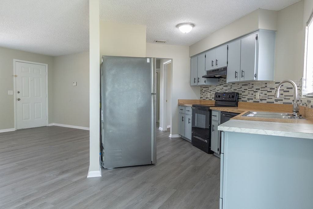 3100 Mandeville St #1 - Photo 5 of 12