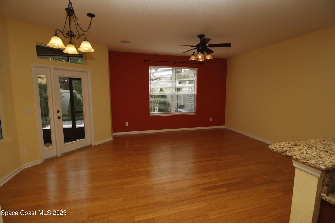 3275 Arden Cir - Photo 5 of 26