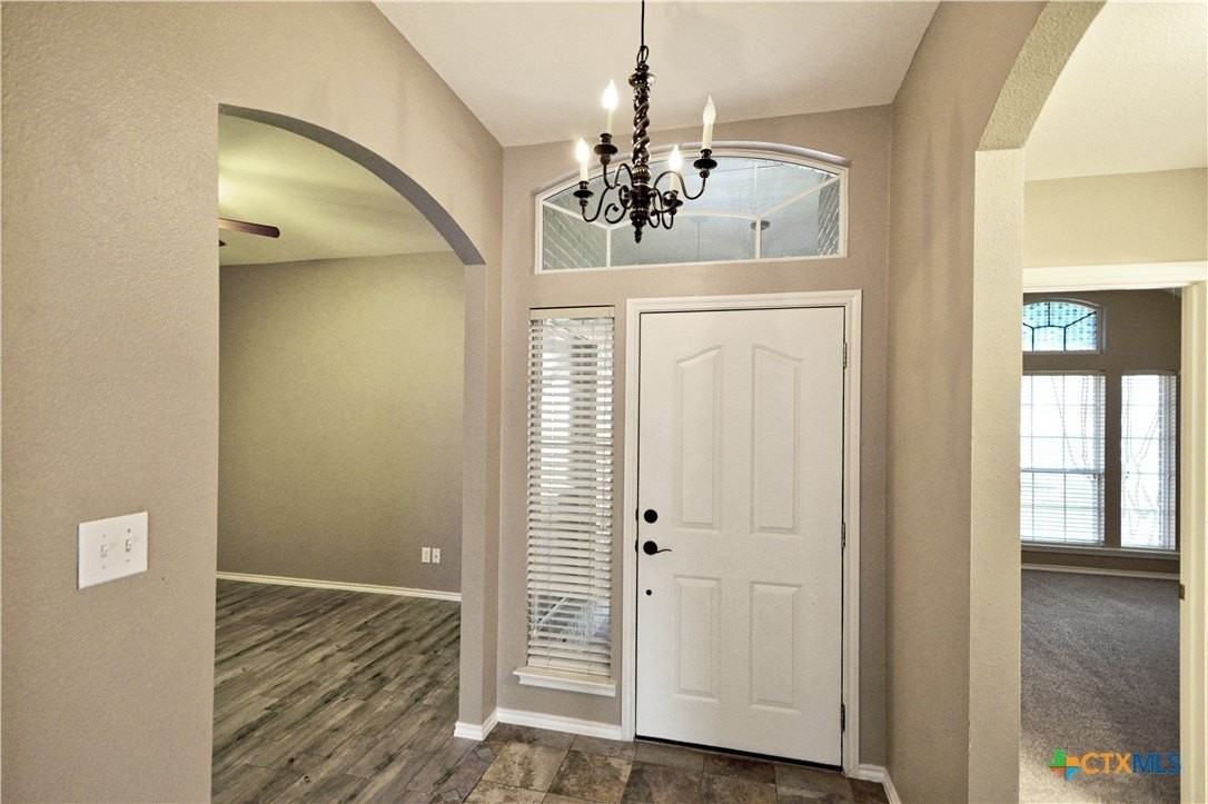1180 Berry Creek Dr - Photo 5 of 34