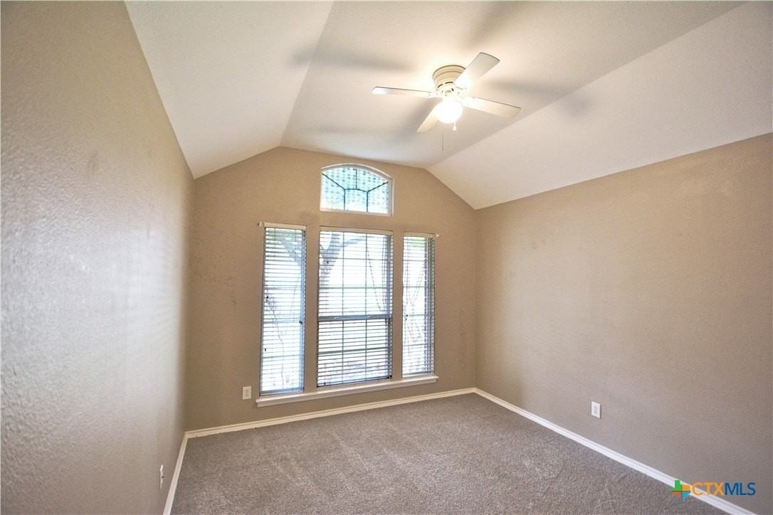 1180 Berry Creek Dr - Photo 6 of 34