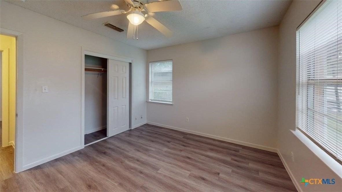 1804 Clarawood Dr - Photo 6 of 14
