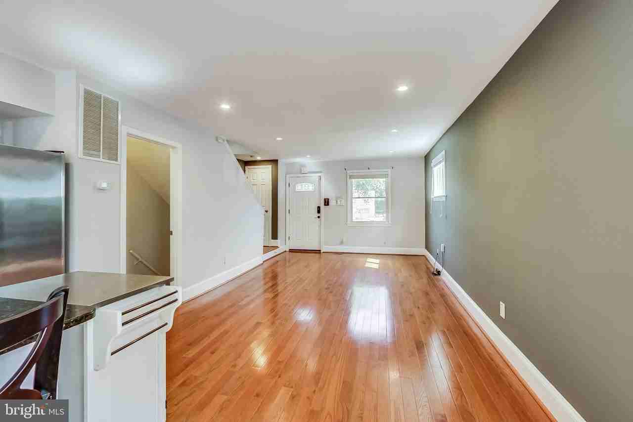 1145 46th Pl Se - Photo 5 of 37