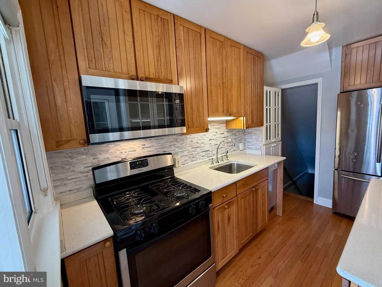 78 S Hawthorne Rd - Photo 3 of 25