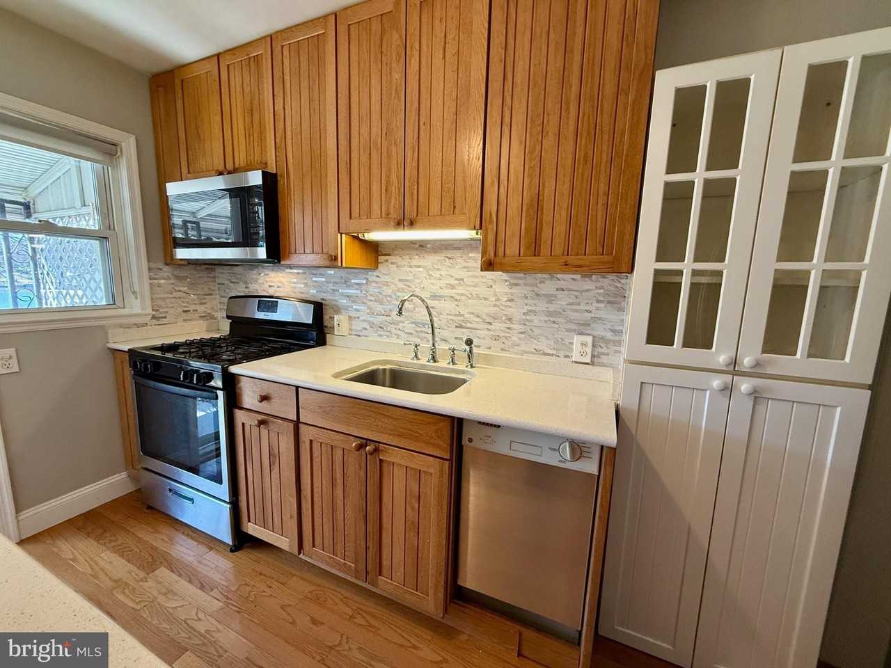 78 S Hawthorne Rd - Photo 4 of 25
