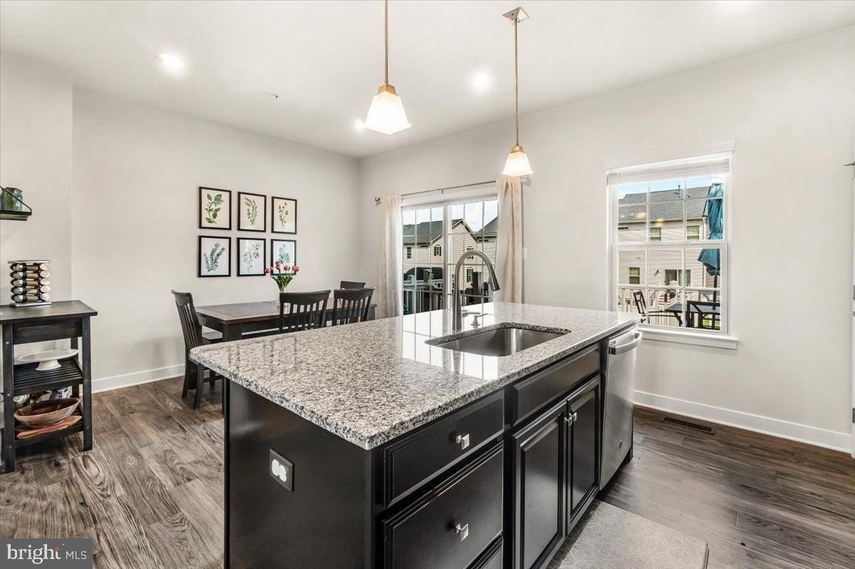 10732 Lamoka Ln - Photo 6 of 32