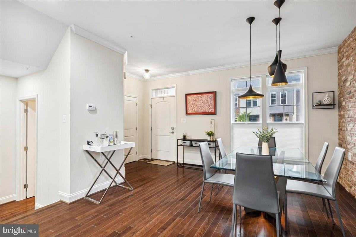 1141 Holden Rd - Photo 5 of 50