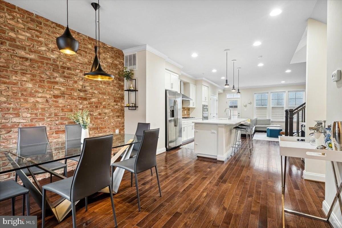 1141 Holden Rd - Photo 6 of 50