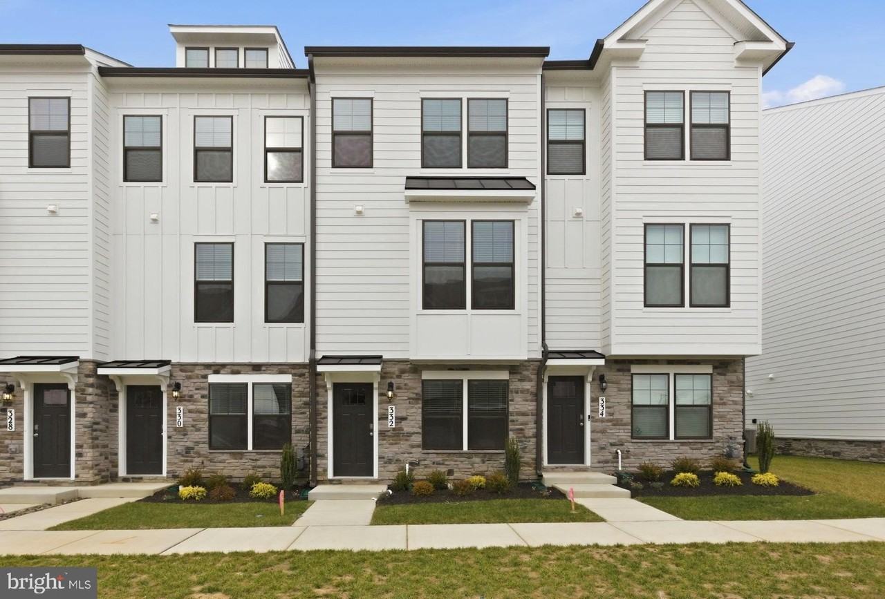 332 Ensemble Way - Photo 2 of 38