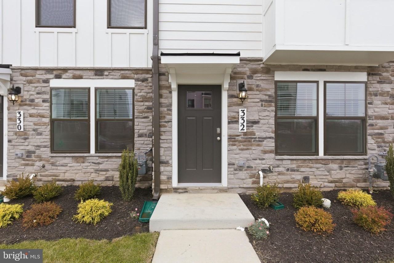 332 Ensemble Way - Photo 4 of 38