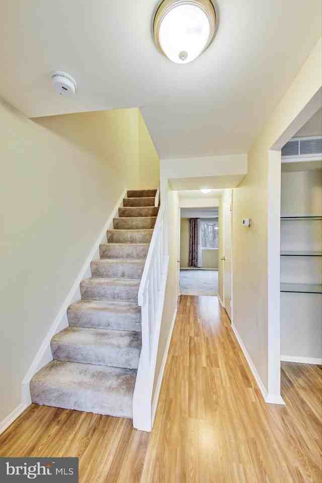 6510 Overheart Ln - Photo 6 of 34