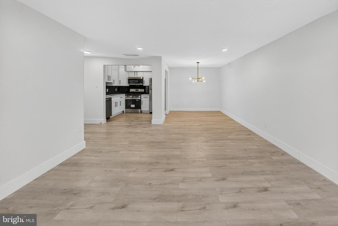 20 Monroe St #20-102 - Photo 7 of 27
