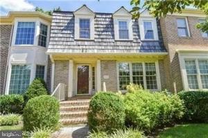 featured image of 5726 Brewer House Cir
