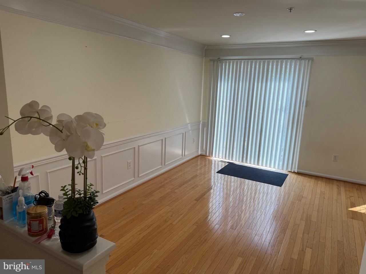 1835 Staley Manor Dr - Photo 4 of 16