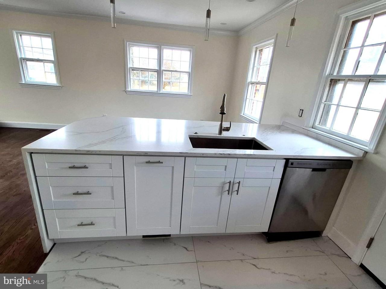 2206 Brinkley Rd - Photo 2 of 12