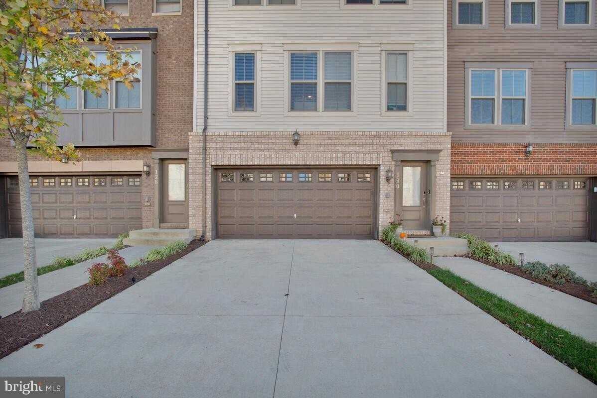 130 Capital Ct - Photo 4 of 38