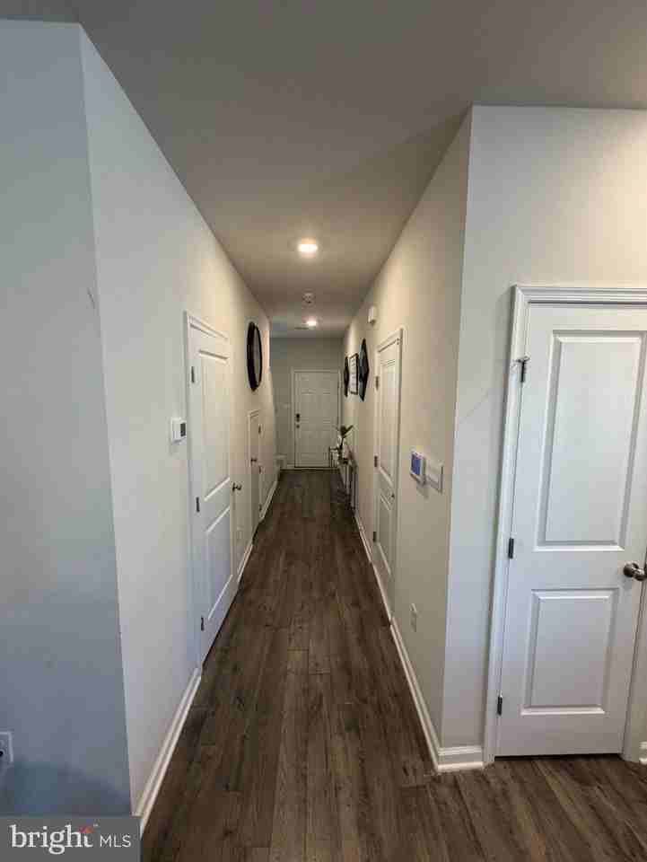 120 Sickler Ct - Photo 2 of 10