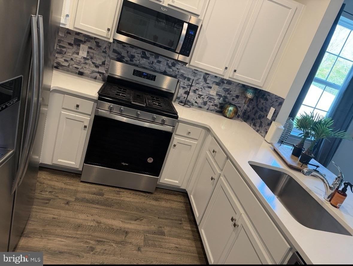 120 Sickler Ct - Photo 5 of 10