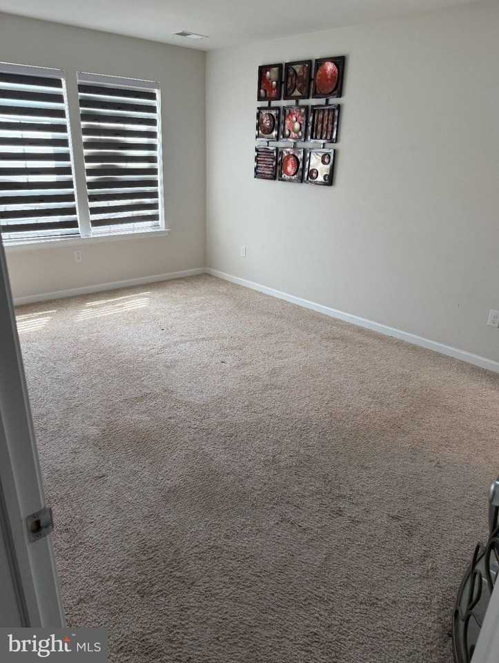 120 Sickler Ct - Photo 7 of 10
