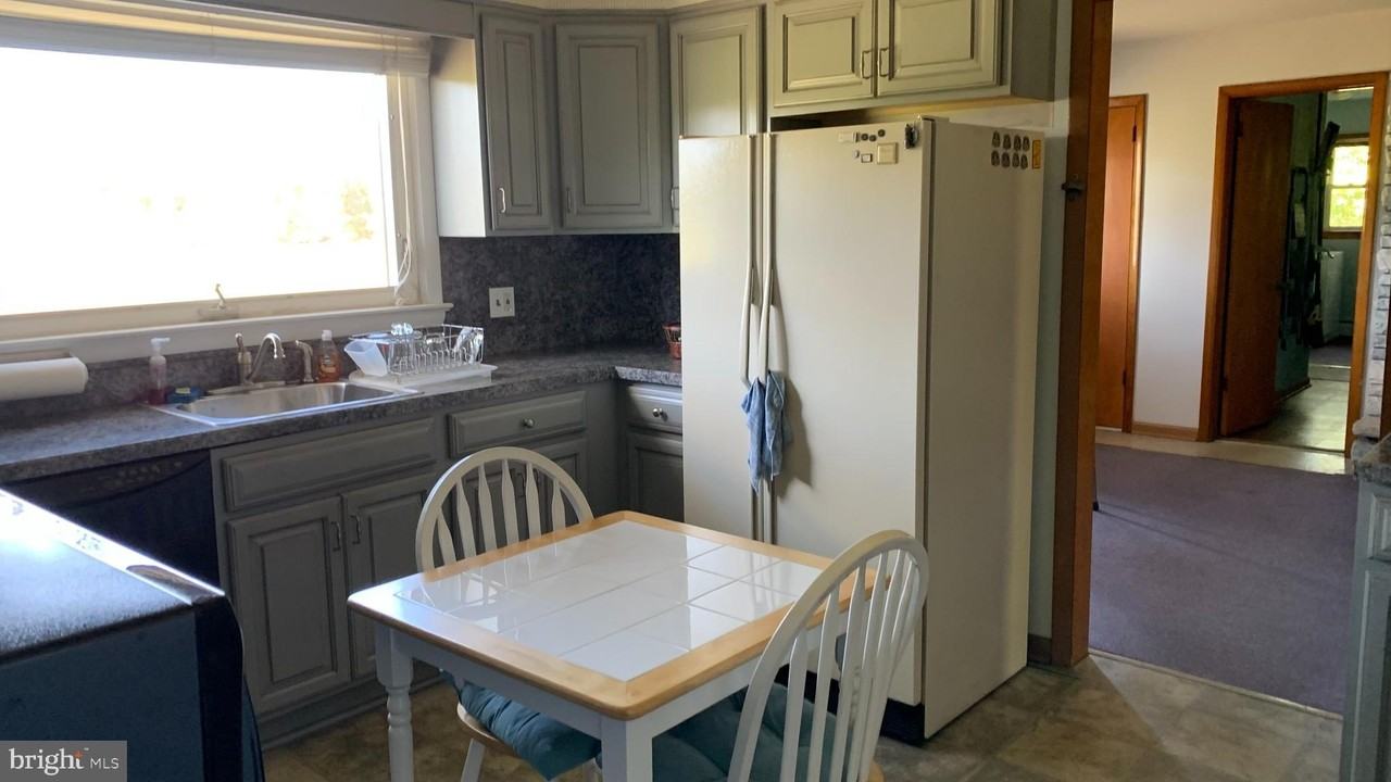 116 N Golfwood Ave - Photo 7 of 28