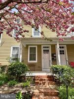 featured image of 72 W Ferry St