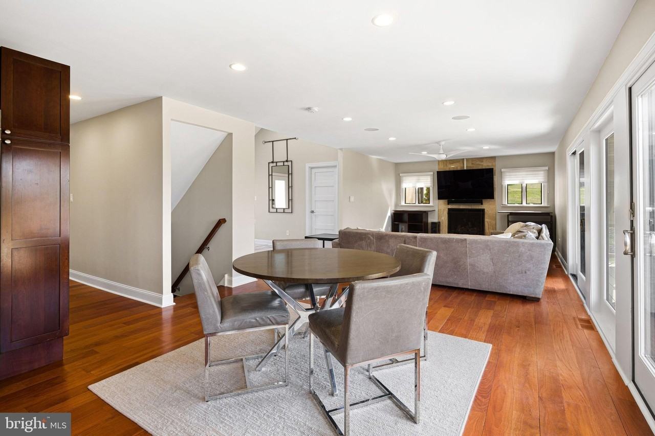 883 Echo Hill Rd - Photo 4 of 50