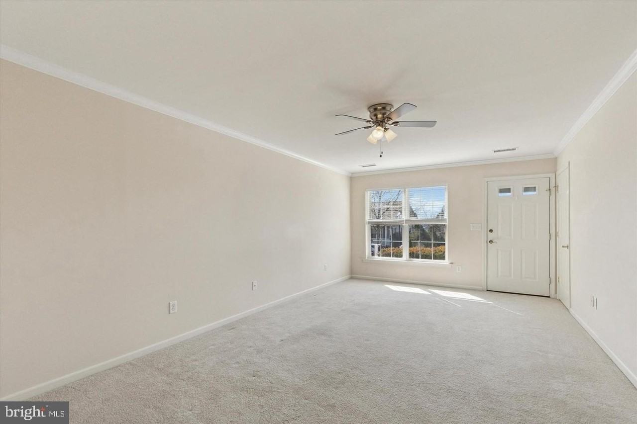 110 W Harmony Dr #107 - Photo 2 of 15