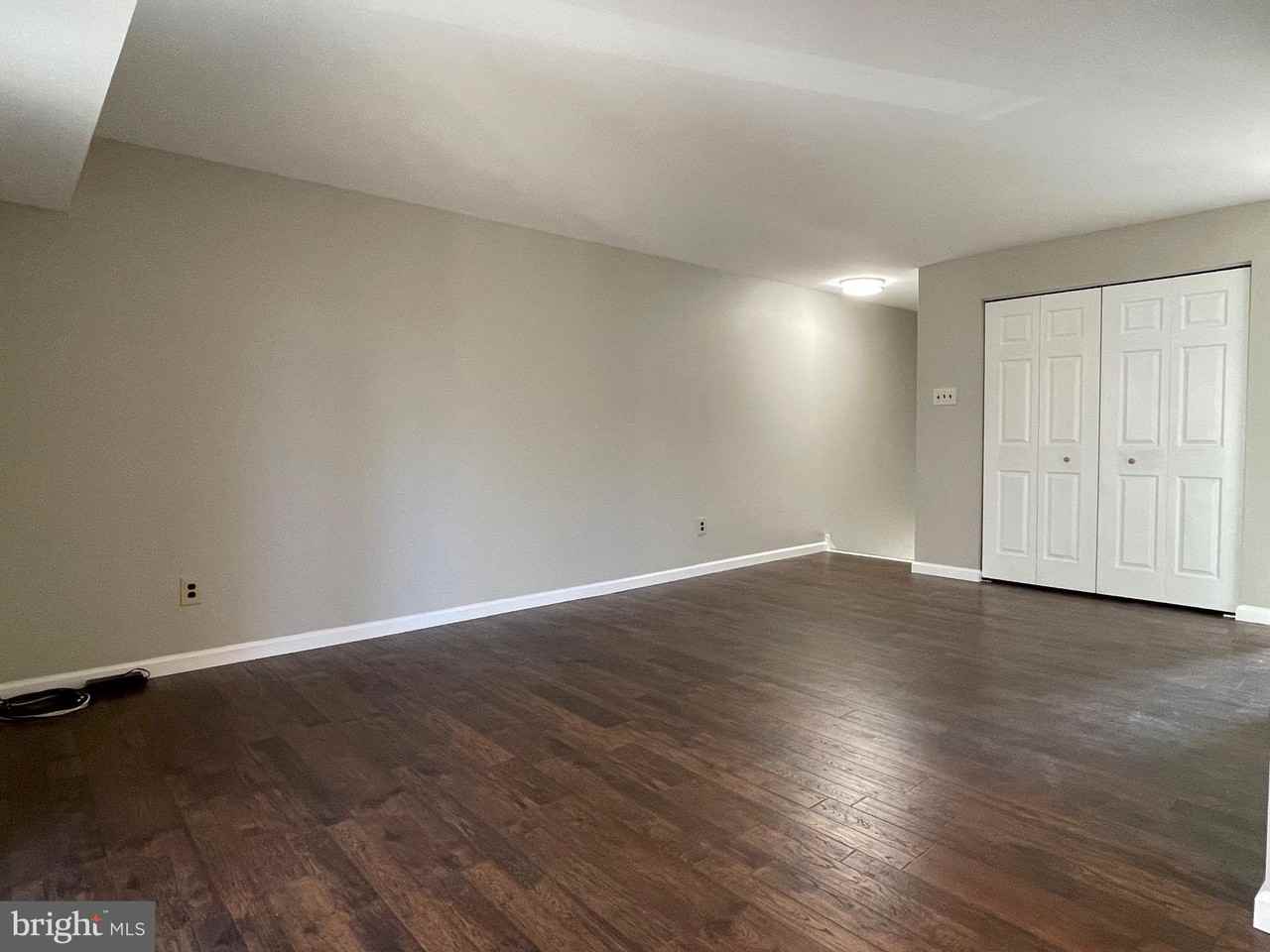21 Shannon Dr - Photo 2 of 22