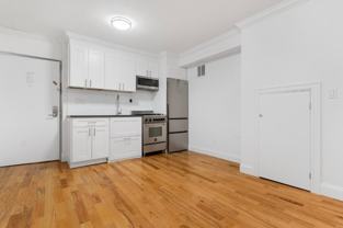 210 E 22nd St - Photo 1 of 1