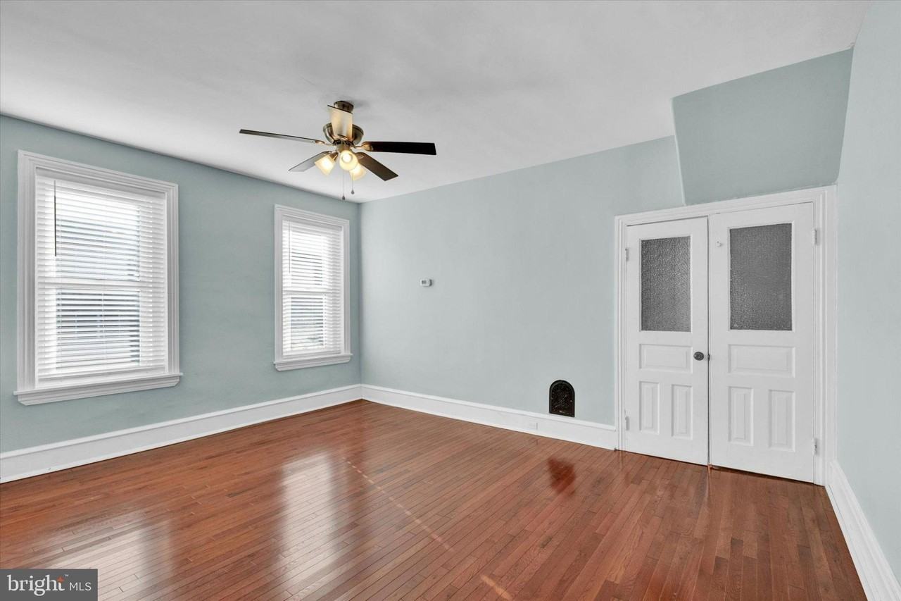 205 Hermitage St - Photo 7 of 27