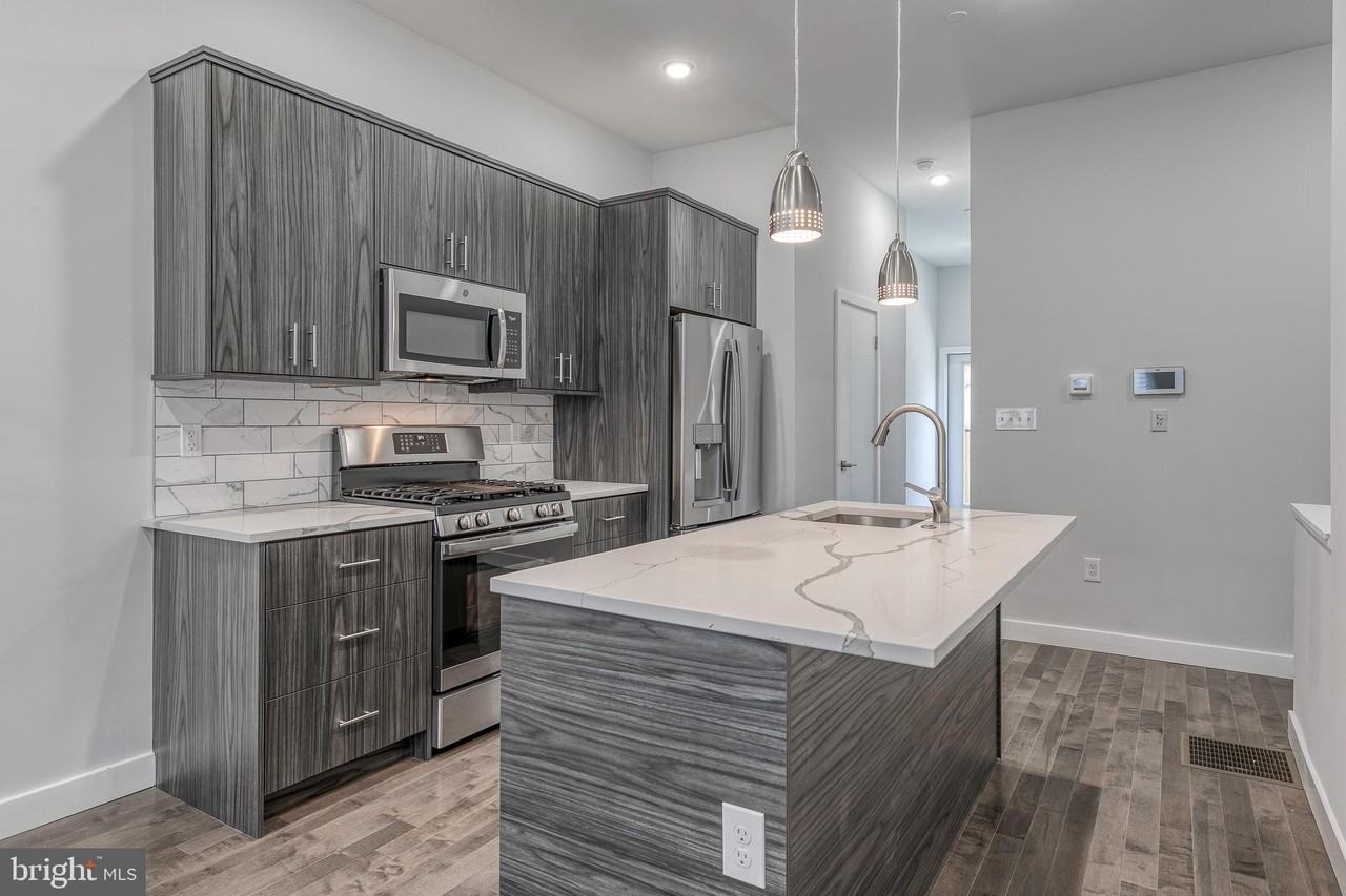 1940 N 8th St #2 - Photo 7 of 22