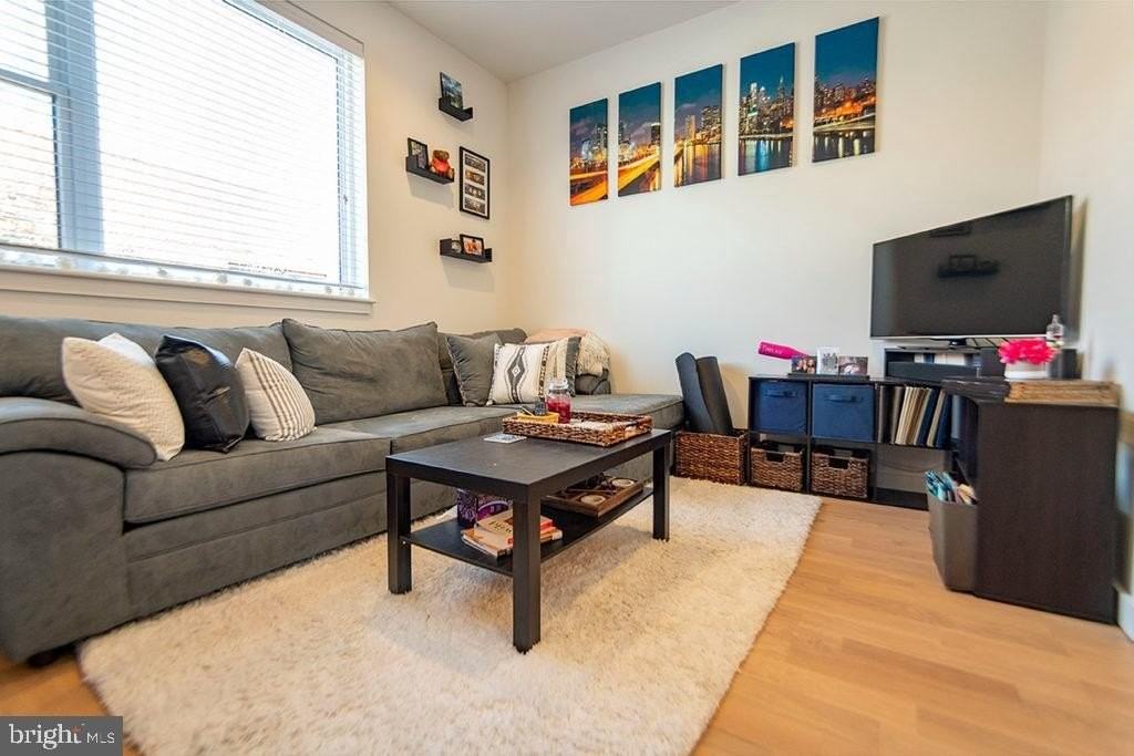 507 S 8th St #203 - Photo 2 of 9