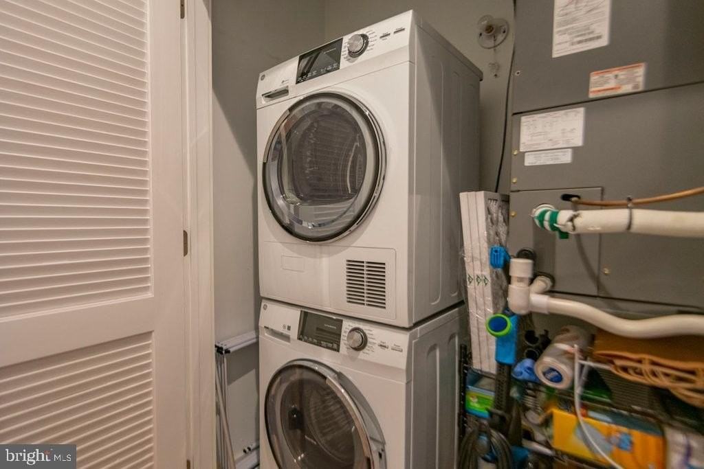 507 S 8th St #203 - Photo 6 of 9