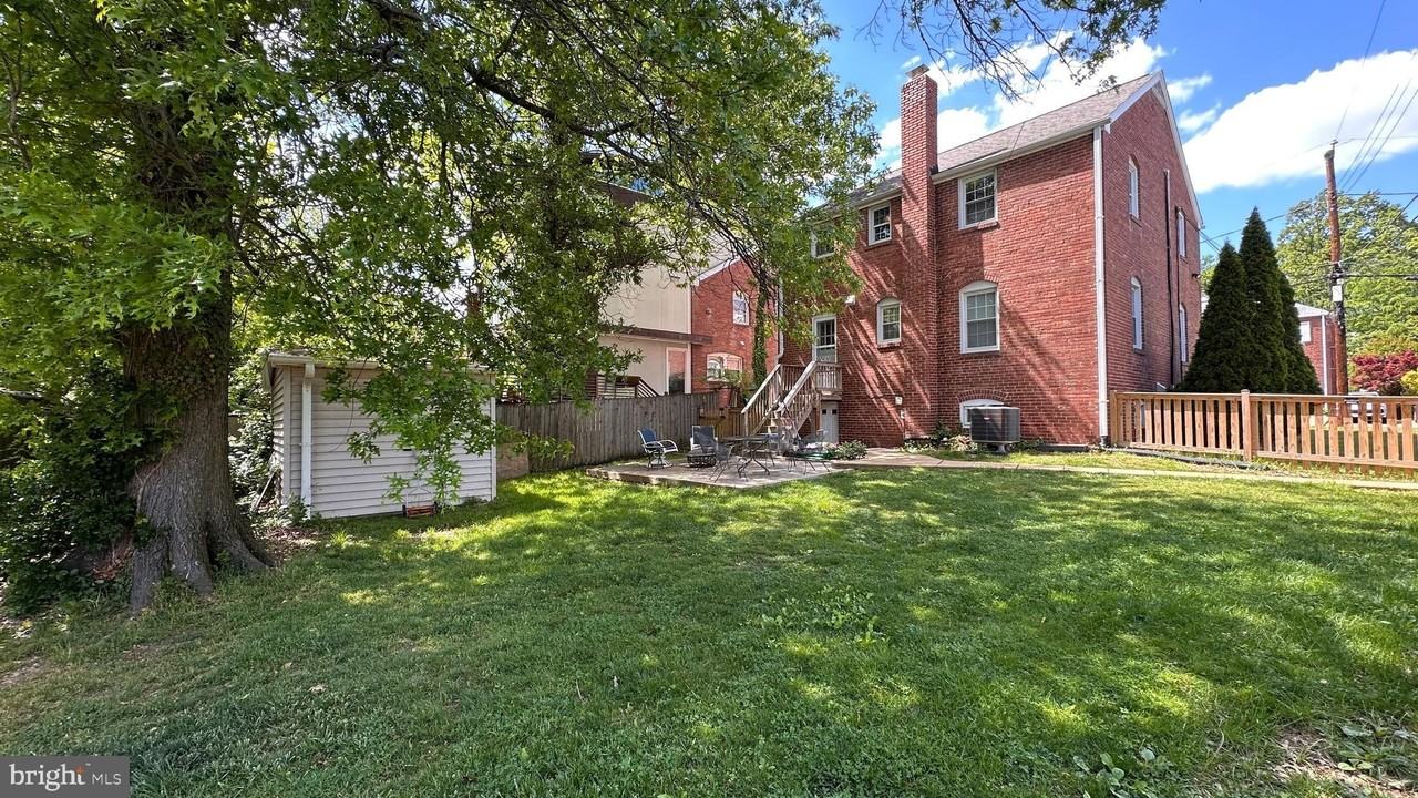 4820 9th St N #2 - Photo 4 of 4