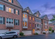 2310 N Van Buren Ct - Photo 1 of 1