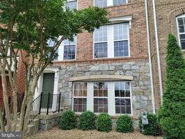 featured image of 1202 Ellis Ave
