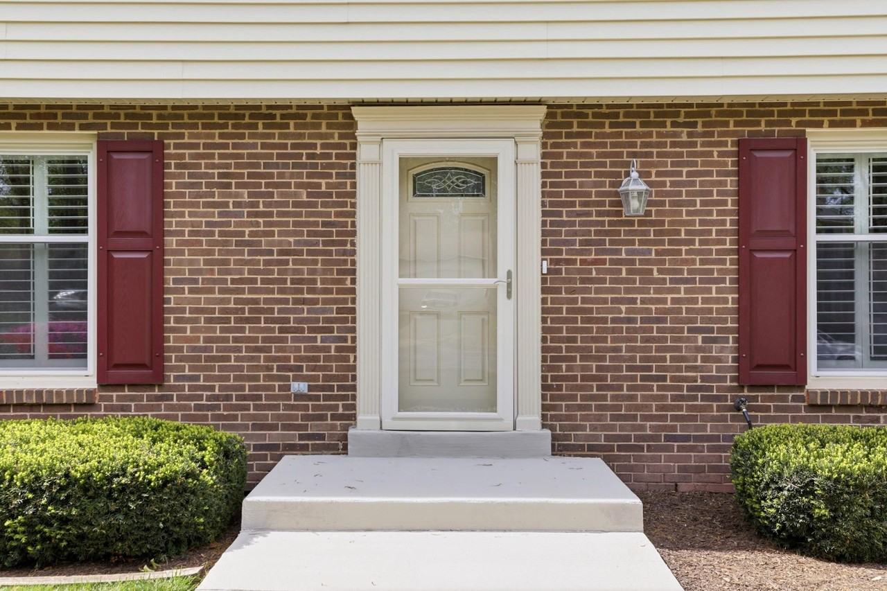 1522 Powells Tavern Pl - Photo 6 of 50