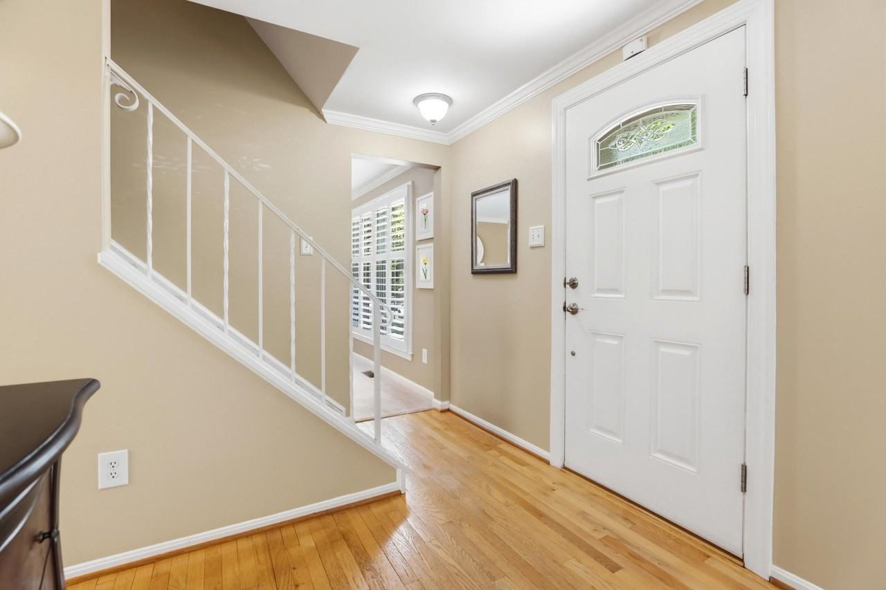 1522 Powells Tavern Pl - Photo 7 of 50