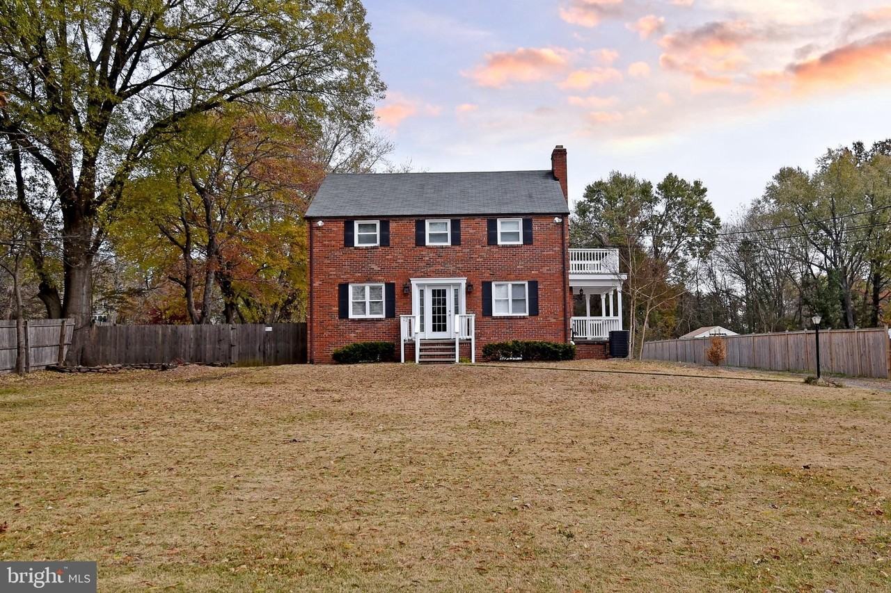 7125 Harrison Ln - Photo 3 of 50