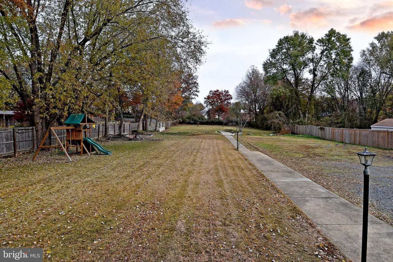 7125 Harrison Ln - Photo 4 of 50