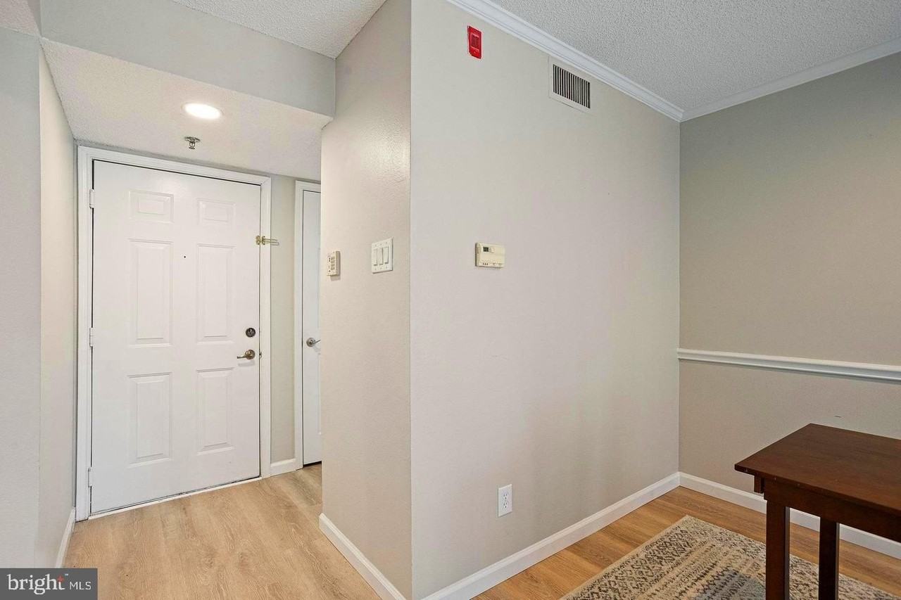 1504 Lincoln Way #309 - Photo 3 of 25