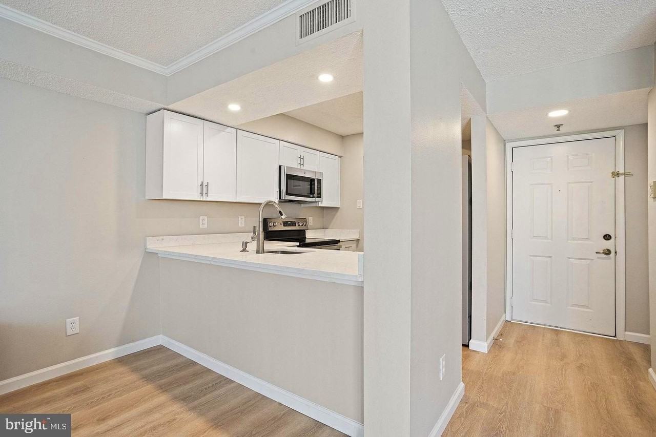 1504 Lincoln Way #309 - Photo 5 of 25