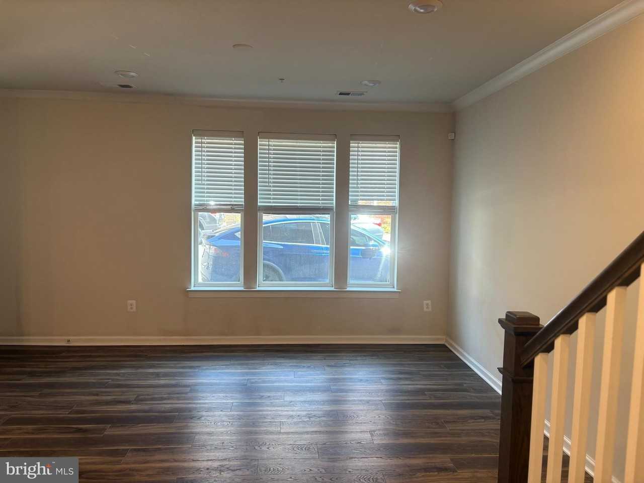 43429 Stonewood Crossing Ter - Photo 4 of 7