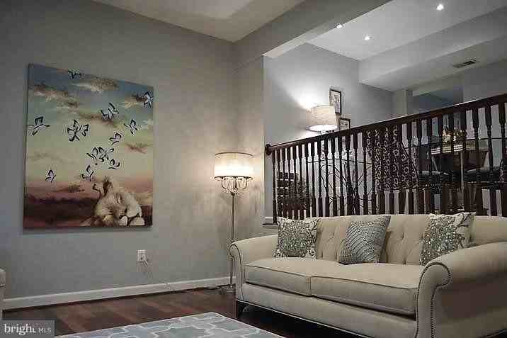 2022 Mayflower Dr - Photo 6 of 14