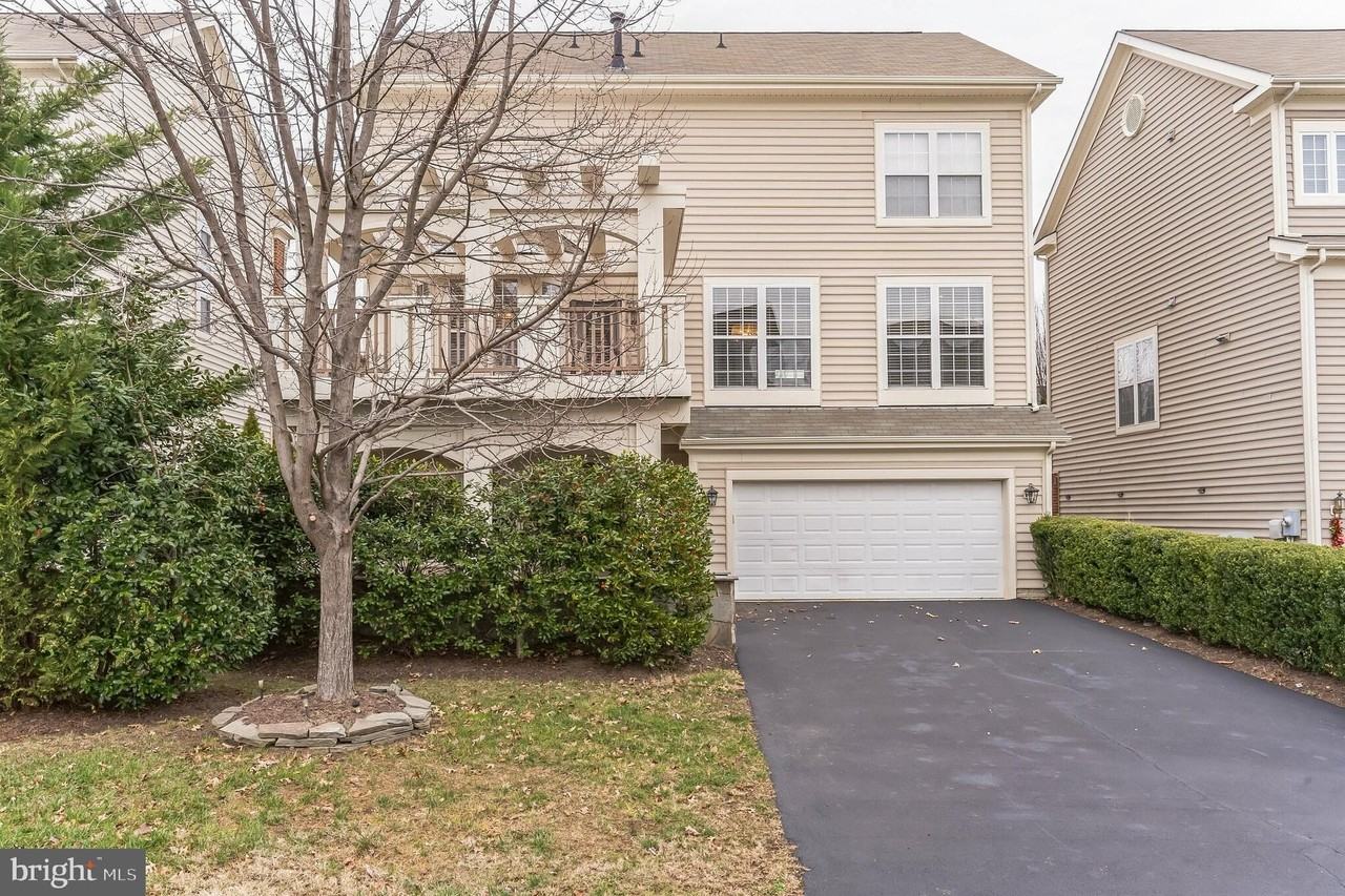 12582 Stone Lined Cir - Photo 2 of 5