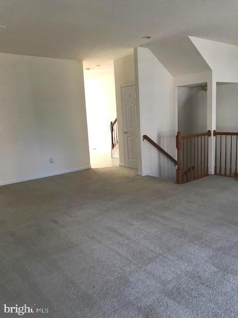 12039 Kemps Landing Cir - Photo 2 of 31