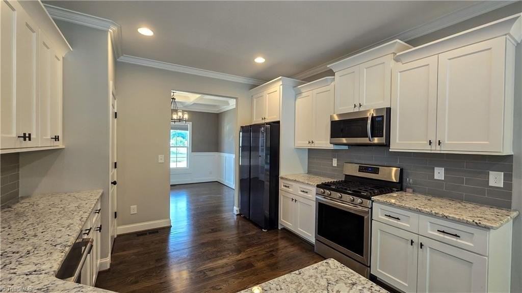 7155 Reynolds Mill Cir - Photo 5 of 16